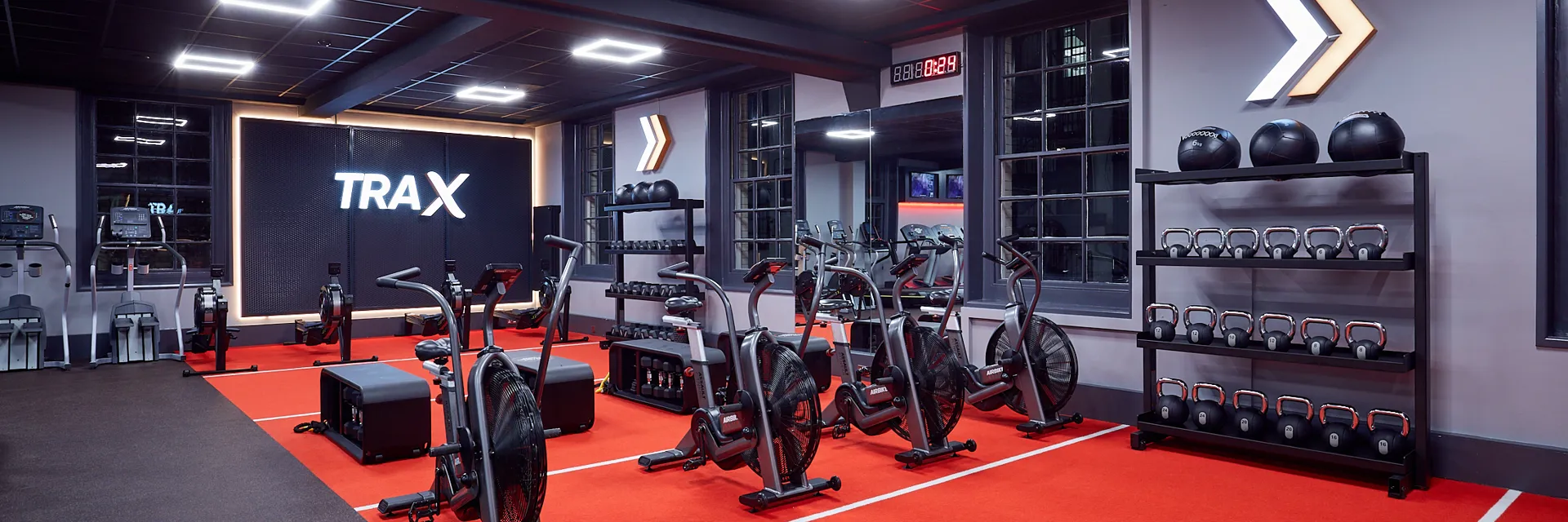 FITNESSFIRST INTERIORS TCR 064