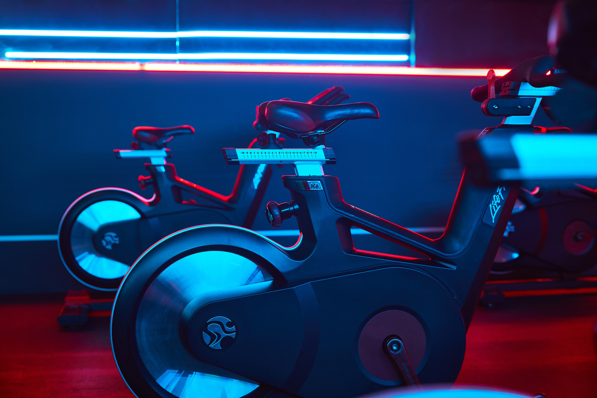 Fitness first spin store bikes