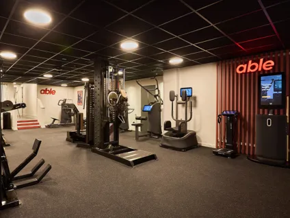 LXA Fitnessfirst 011